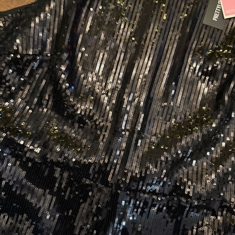 PrettyLittleThing Black Sequin Sleeveless Romper - Picture 3 of 7